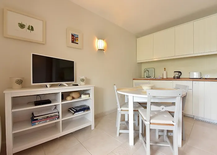 Apartment Maniva